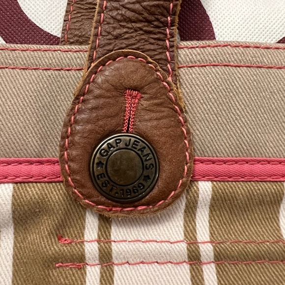 Gap reversible canvas bag with dust bag - Picture 4 of 7